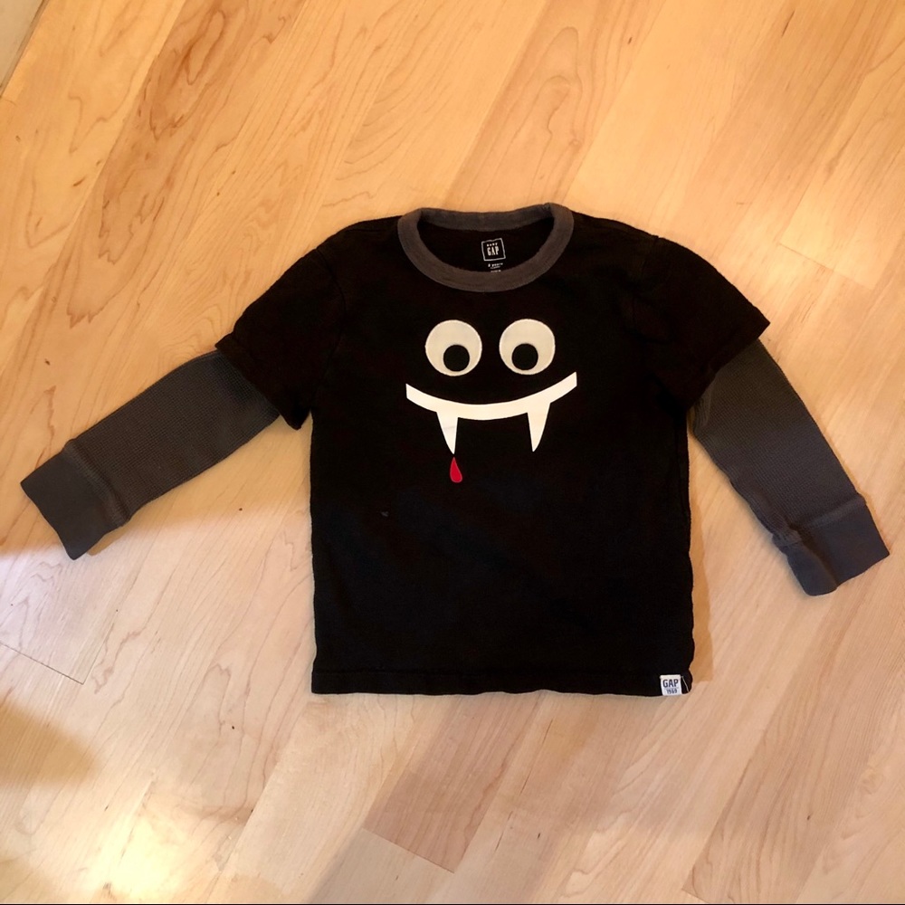 GUC Halloween long sleeve tshirt size 3T